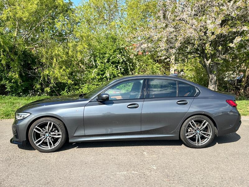 BMW 3 SERIES